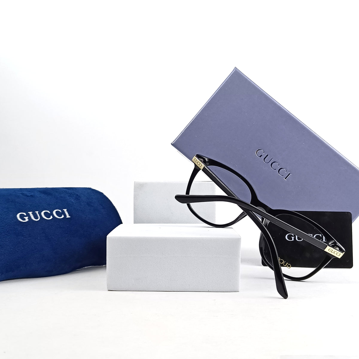 GUCCI EYEGLASS