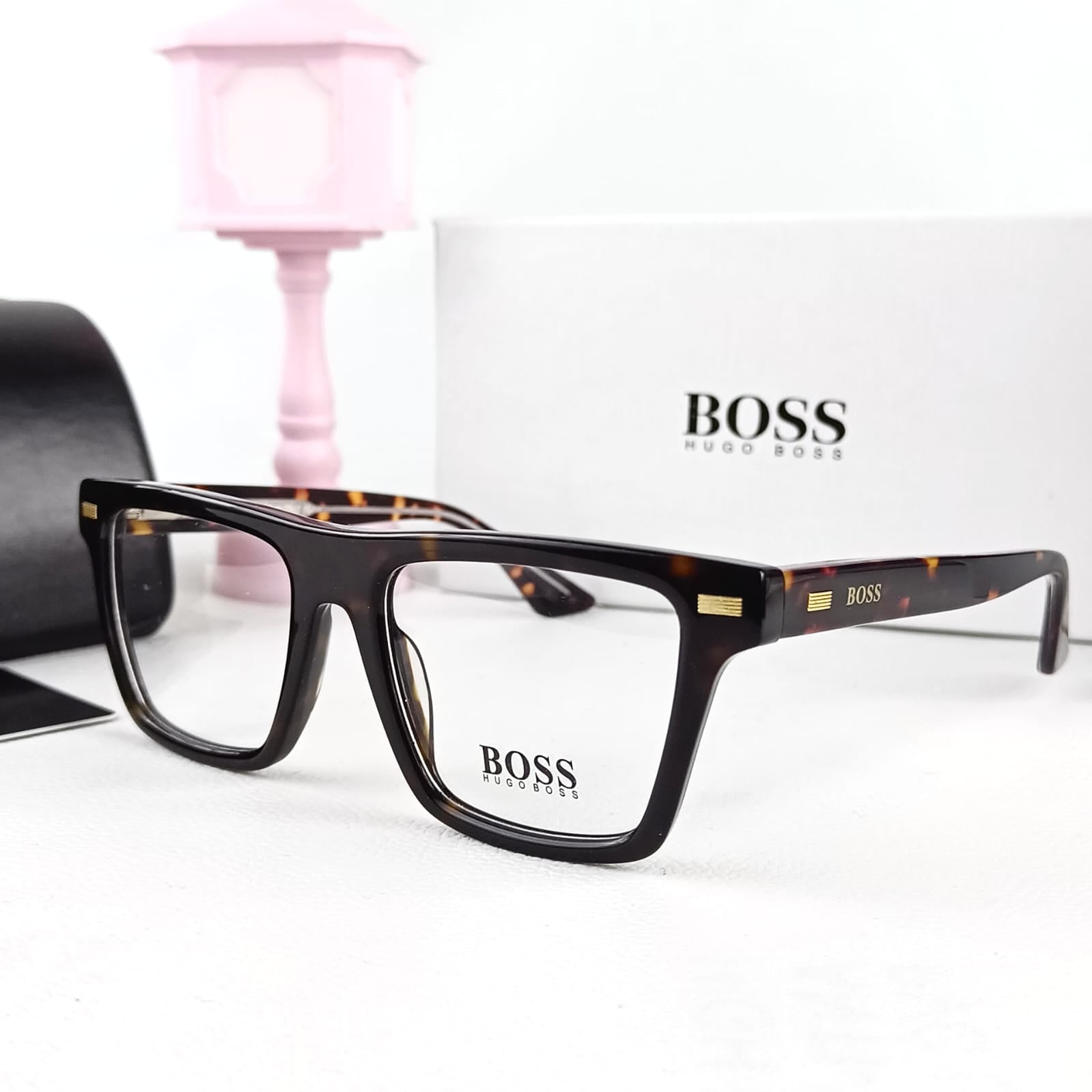 BOSS EYEGLASS