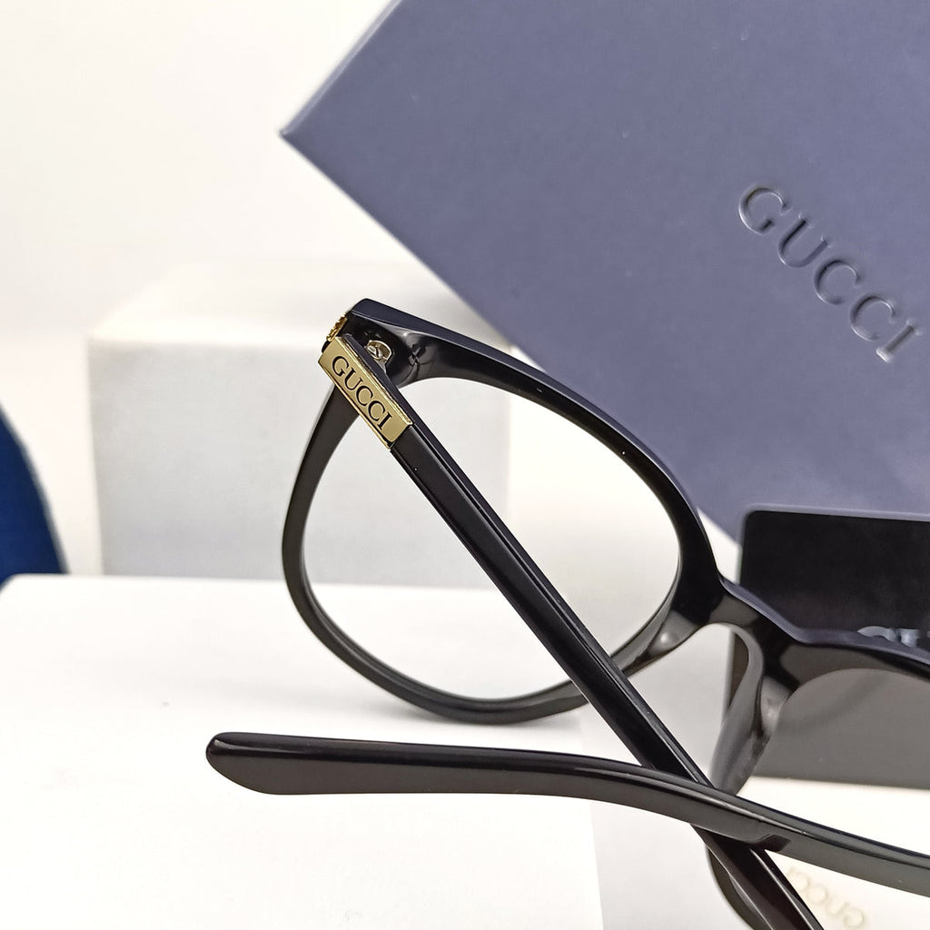 GUCCI EYEGLASS