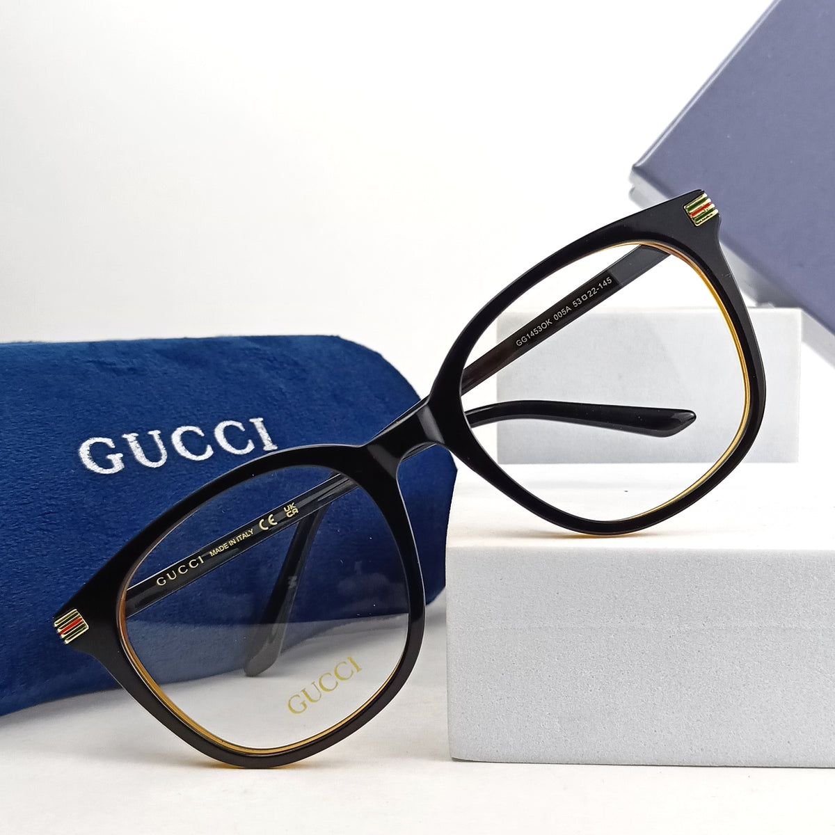 GUCCI EYEGLASS