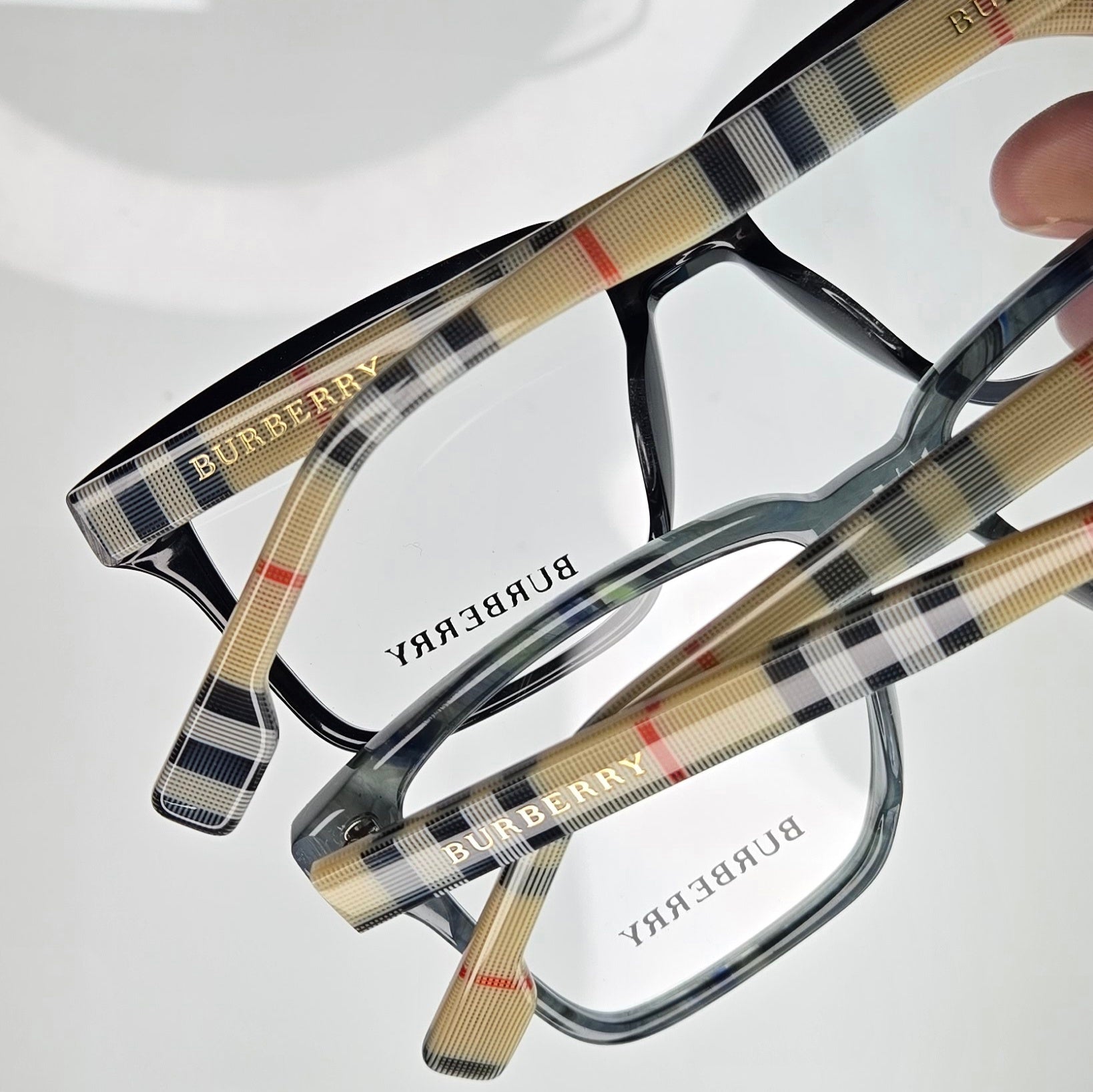 BURBERRY EYEGLASS