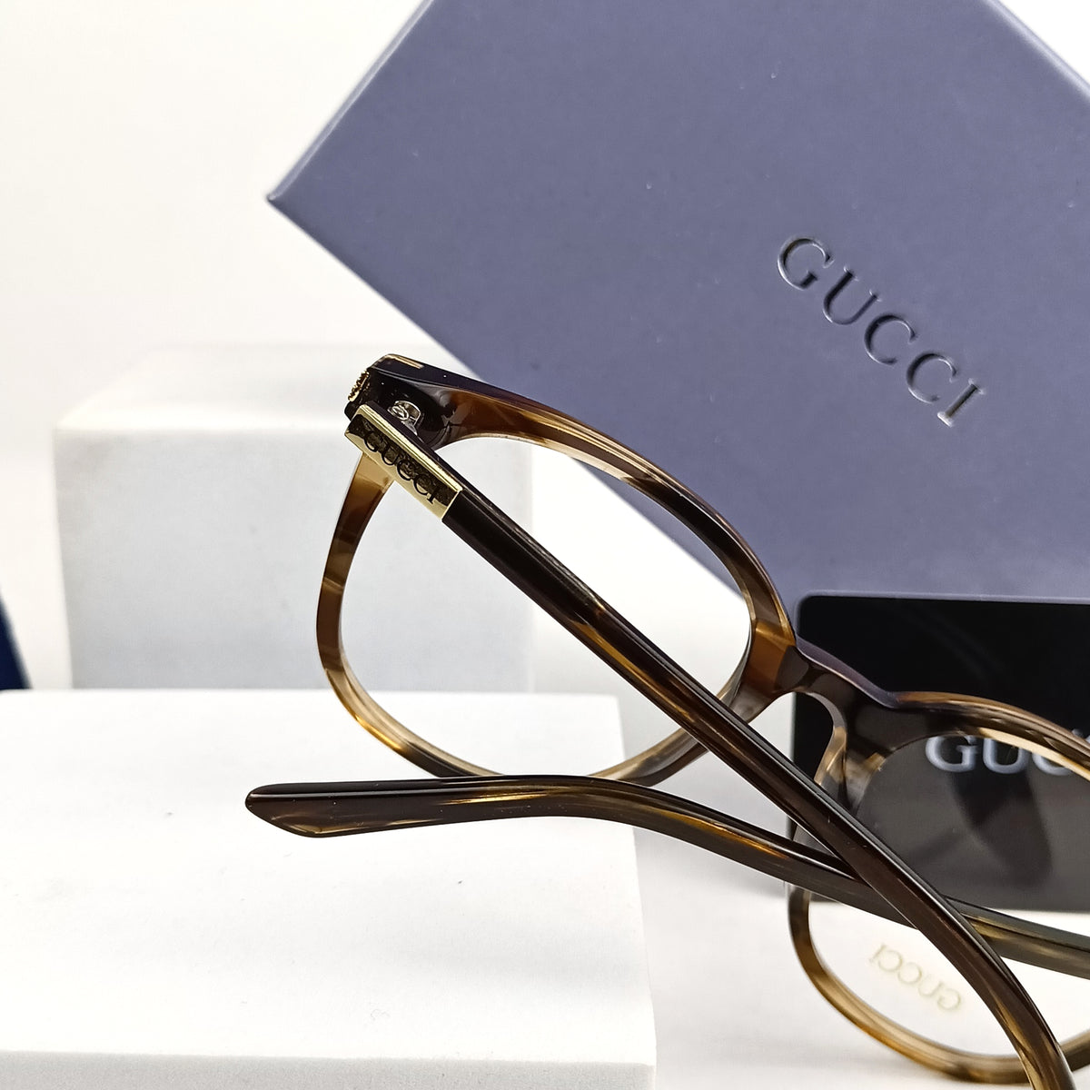 GUCCI EYEGLASS